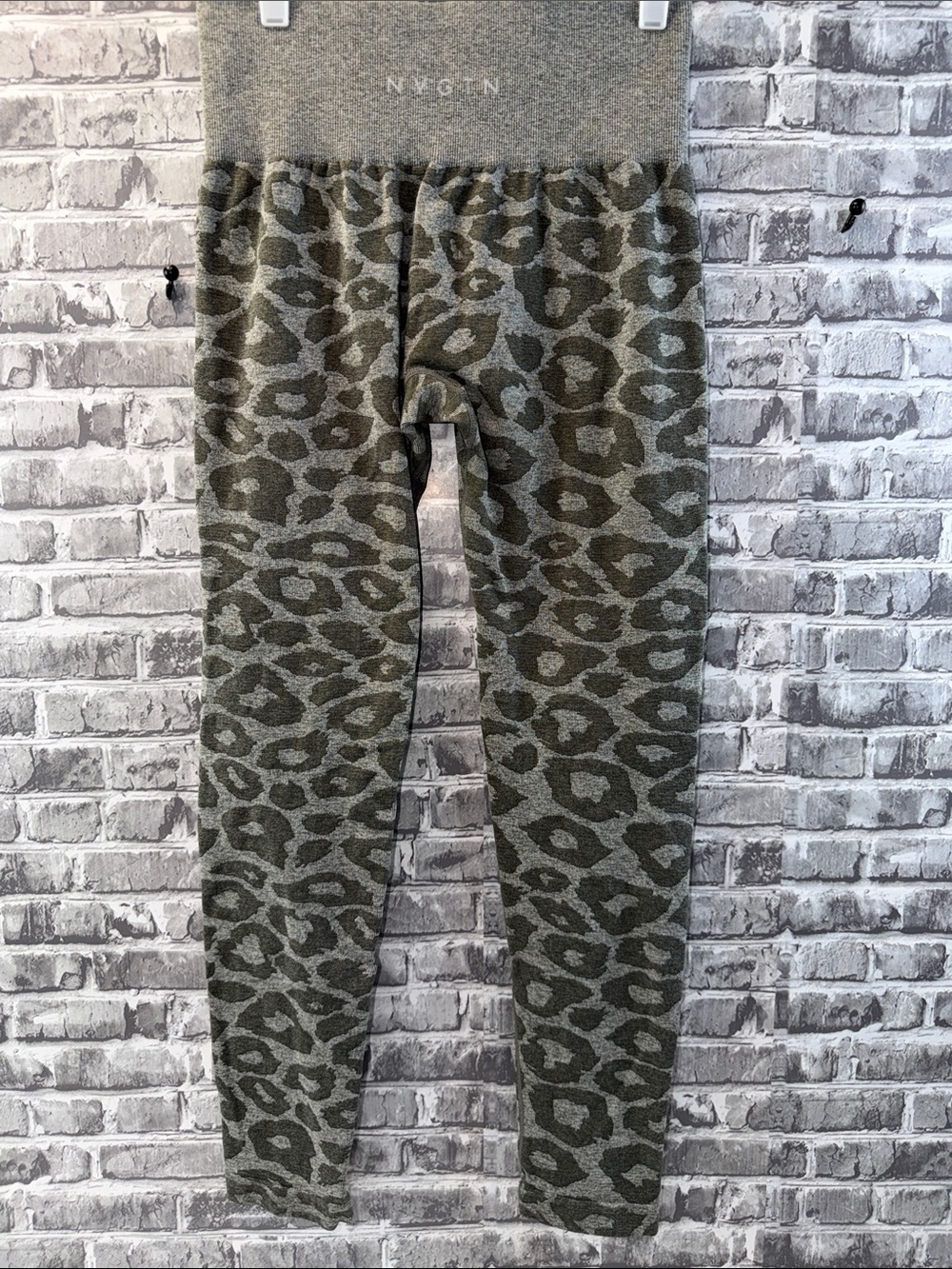 NVGTN Leopard Print‎ Leggings - Olive
